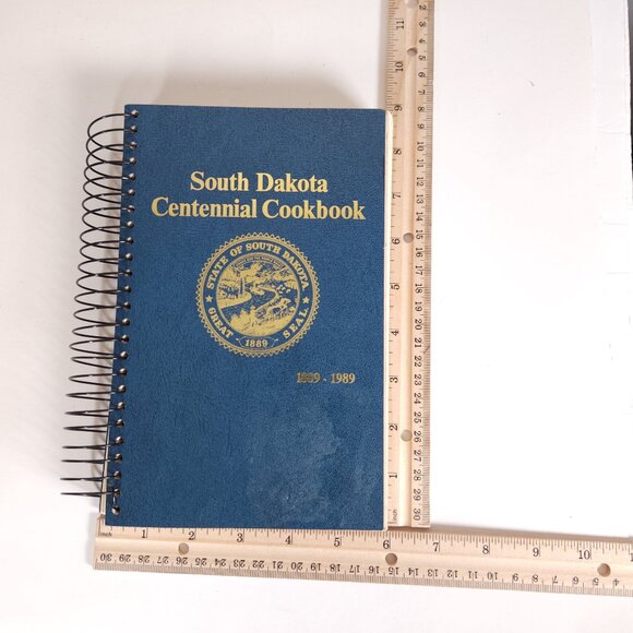South Dakota Centennial Cookbook 1889-1989 SD Capitol Club Book‎ 5th Printing - Picture 3 of 15